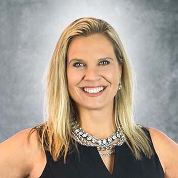 Emily-Levitt-Headshot-circle